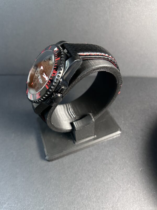 Red Fish Scale Diver #240014 - Image 3