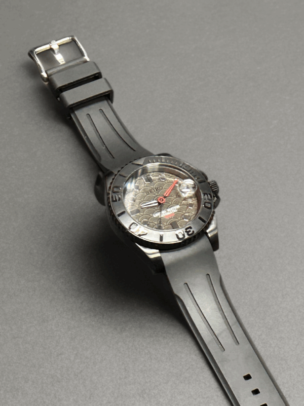 Seiko Custom mod -Black Fish Scale Limited Edition