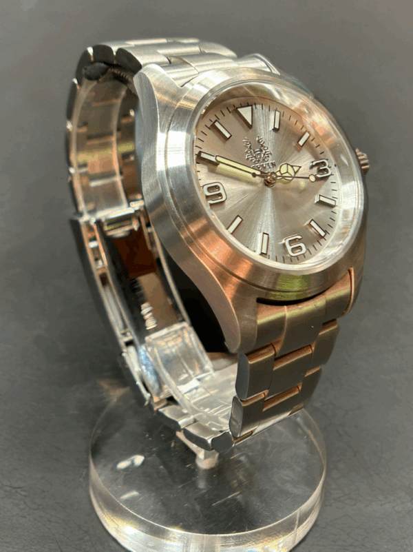 Sevin Silver Sunburst Quartz
