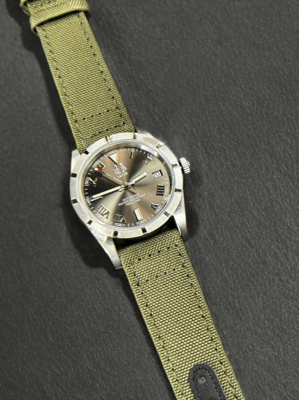 36mm Silver Sunburst Air King #240046 - Image 2