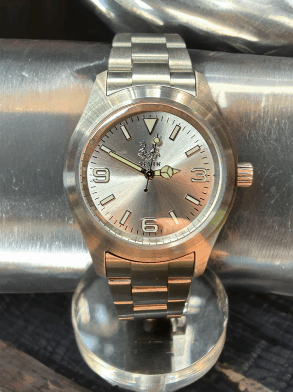 Sevin Silver Sunburst Quartz