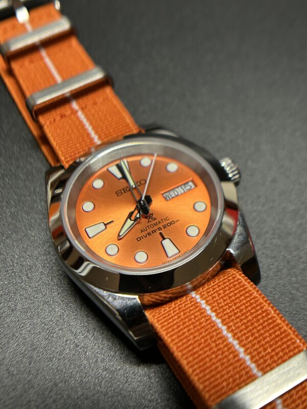Orange Diver's 200 Automatic #240001 - Image 4
