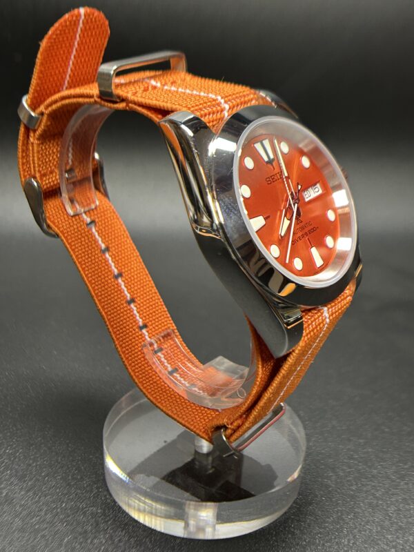 Orange Diver's 200 Automatic #240001 - Image 3