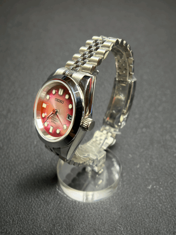 Red Fish Scale Limited Edition