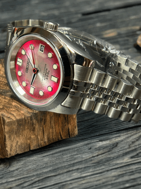 Red Fish Scale Limited Edition