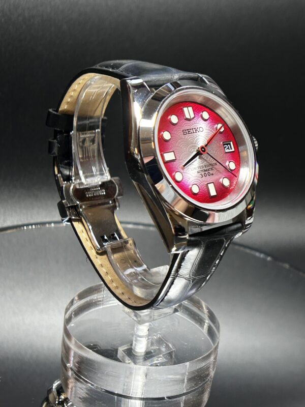 Red Fish Scale Limited Edition #250080 - Image 2