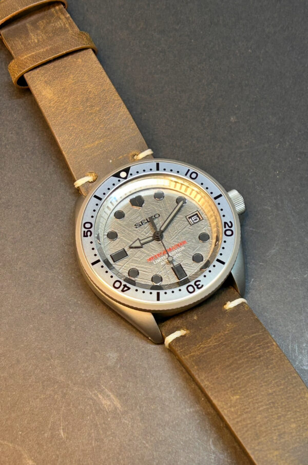 Gray/Silver Meteormaster #2500097 - Image 4