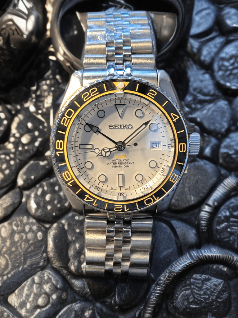 Seiko Yellow/Black GMT Explorer #2500105