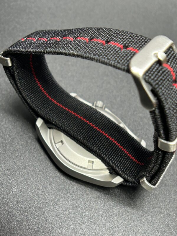 Custom Seiko Red Titanium Explorer Mod