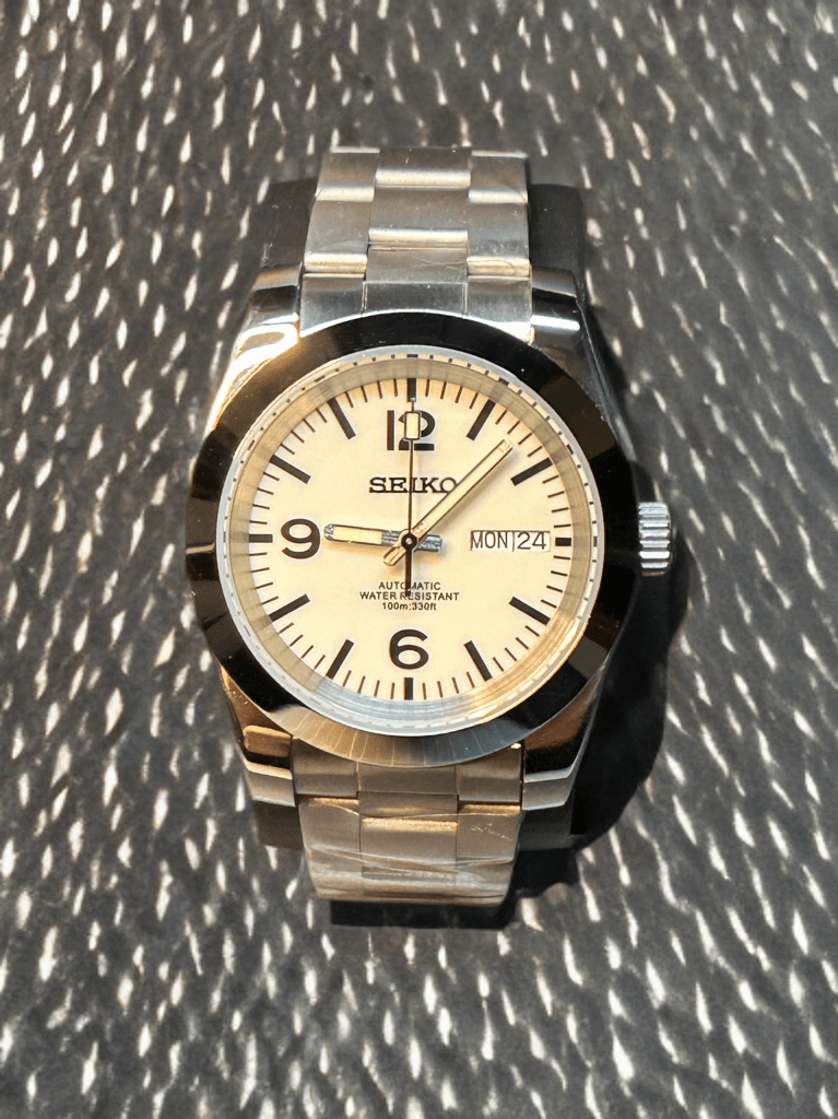 Seiko Full Lume DayDate #2500109