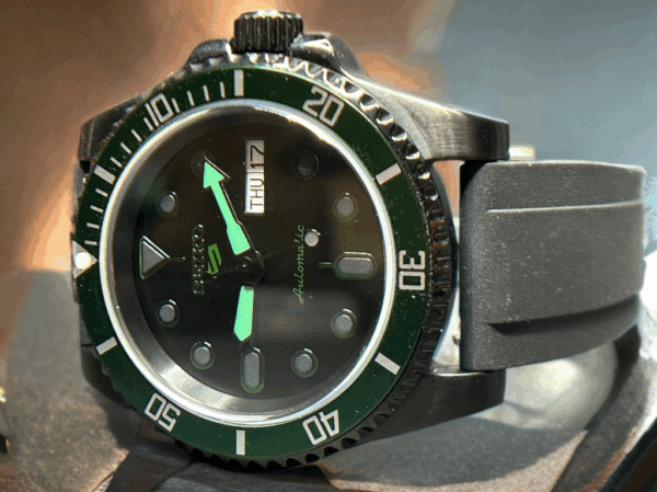 Seiko Double Green Blackout #2500146