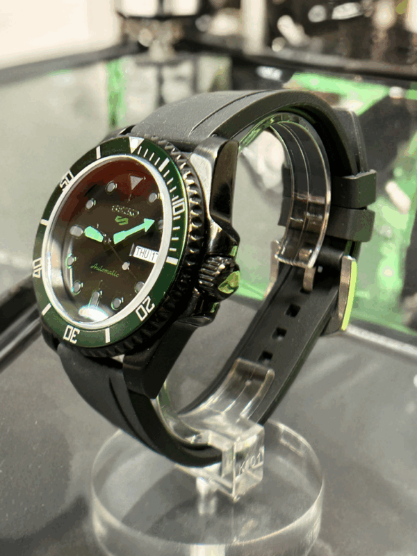 Seiko Double Green Blackout #2500146