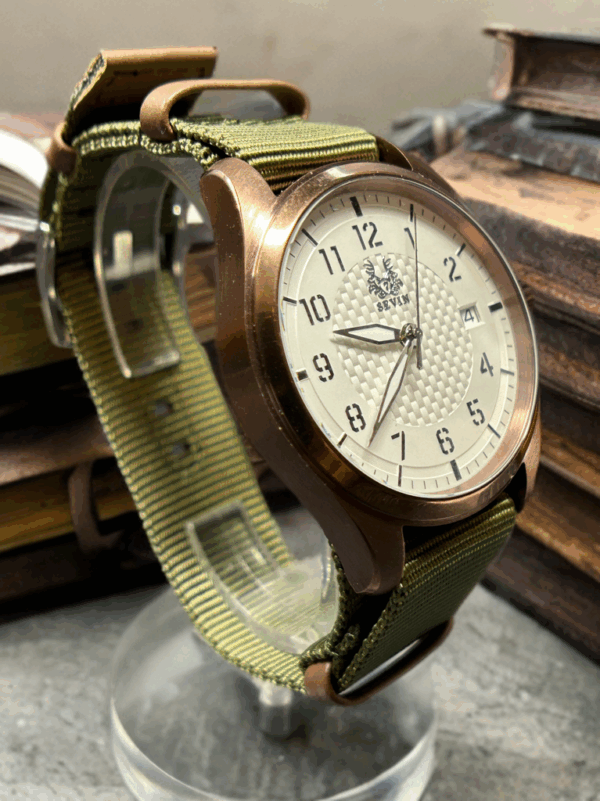 Sevin Customs Bronze/White Pilot Automatic