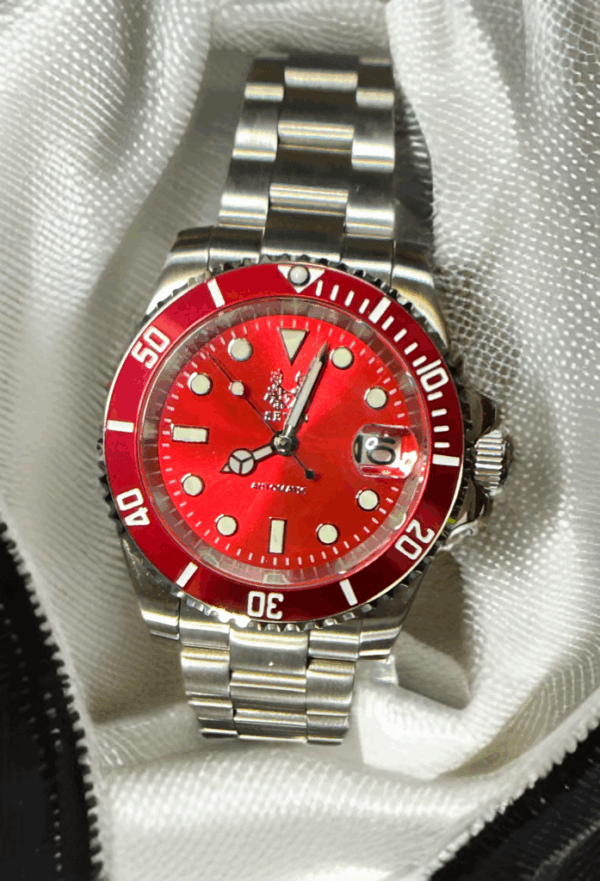 Sevin Showy Red Diver - Automatic