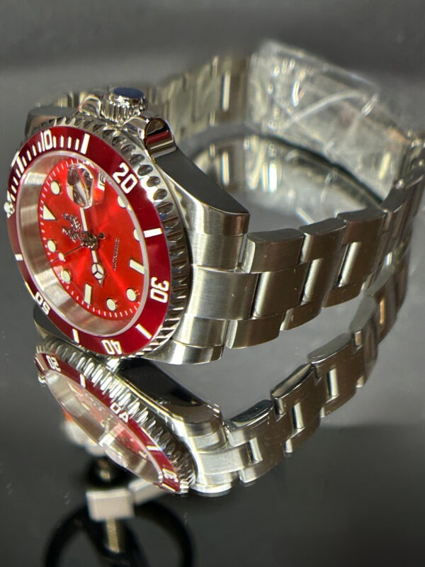 Sevin Showy Red Diver - Automatic