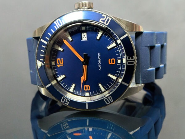 Sevin Blue/Orange Diver- sterile dial- Automatic
