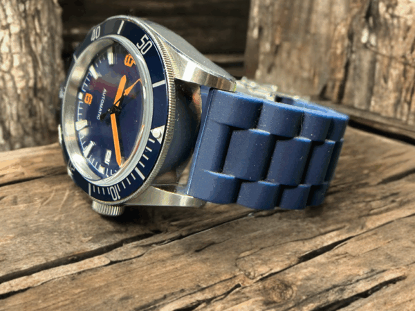 Sevin Blue/Orange Diver- sterile dial- Automatic