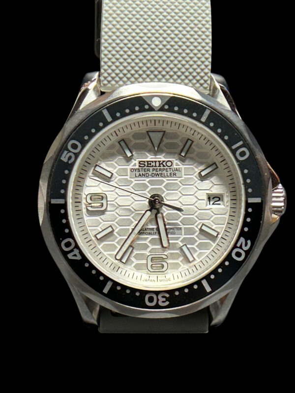 Seiko Mod- Land-Dweller Automatic
