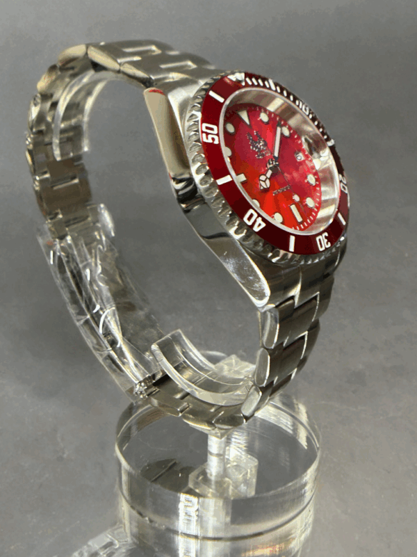 Sevin Showy Red Diver - Automatic