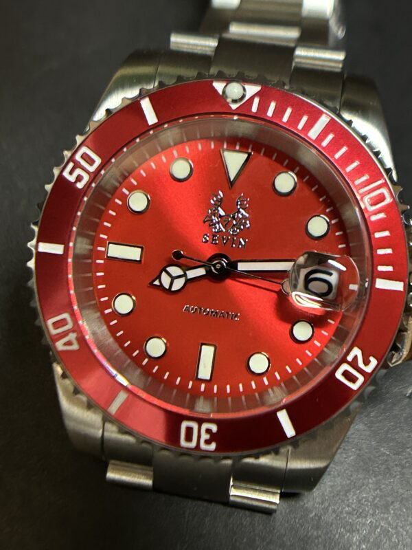 Sevin Showy Red Diver - Automatic