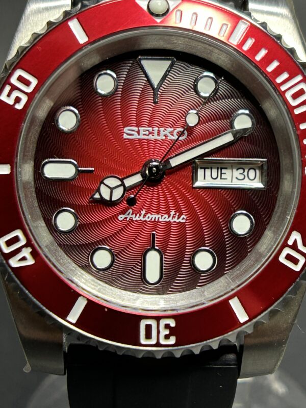 Seiko Red Guilloche Dial Mod